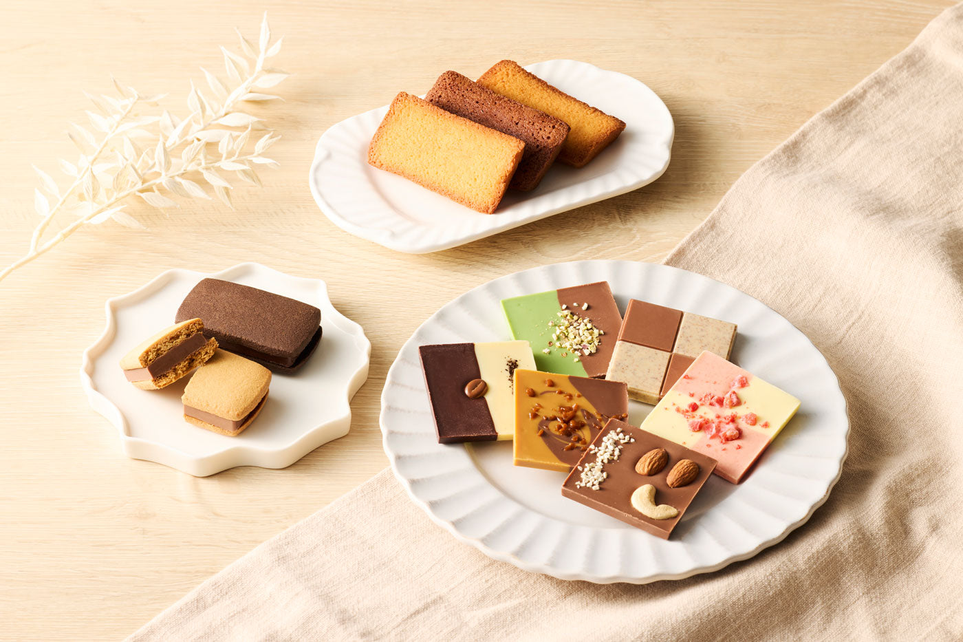 24 yukipon様 ラメゾン白金のチョコ10箱、靴下 24 yukipon様 ラメゾン白金のチョコ10箱、靴下 コレクション