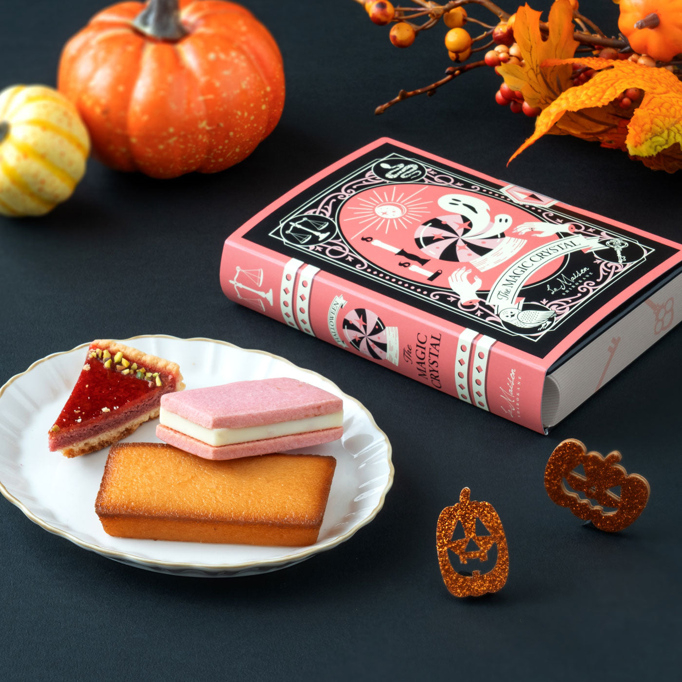 ハロウィンブック「魔法のクリスタル」